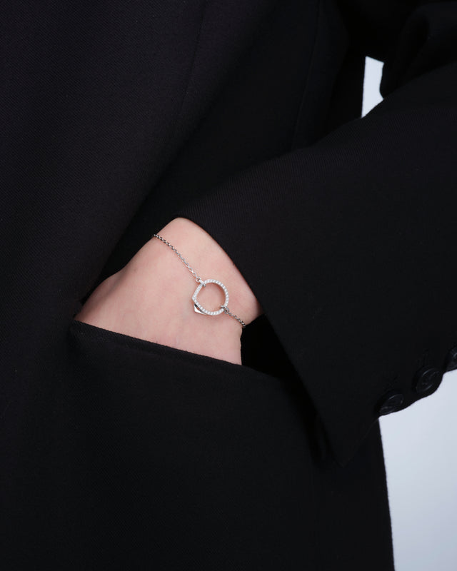 Antifer chain bracelet
